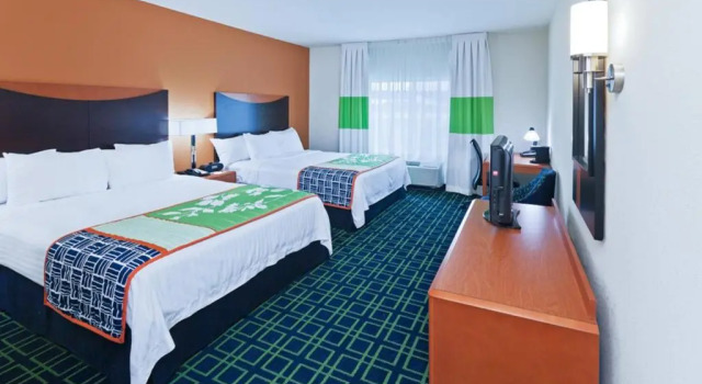 Четырёхместный номер Standard Fairfield Inn & Suites Tulsa South Medical District
