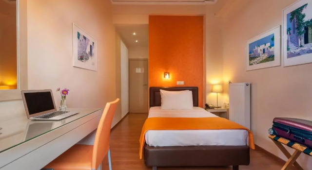 Одноместный номер Standard Lilia Hotel