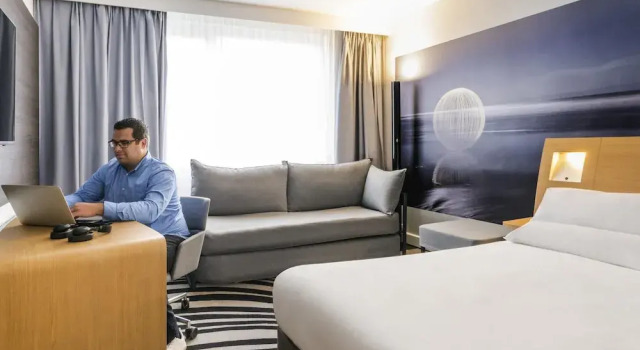 Номер Classic Novotel Saclay