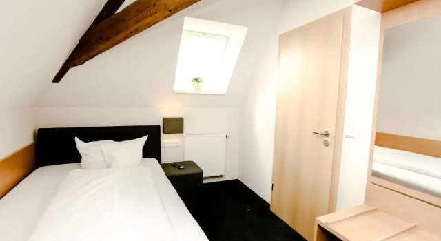 Camera Standard Das Hotel by Ferber