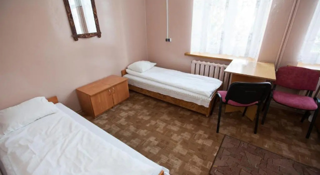 Schronisko Młodzieżowe PTSM Matecznik, Book Hotel Przemysl Podkarpackie