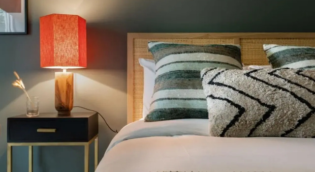 The Bow Mews - Modern Bright 2bdr Apartment With Patio, Varaa Huoneisto Asunnot kohteessa Merseyside, Huoneisto