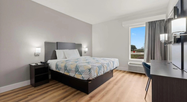 Motel 6 Rosenberg, Book Motel Rosenberg Houston