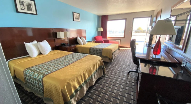 Standard Vierer Zimmer Lakes Inn