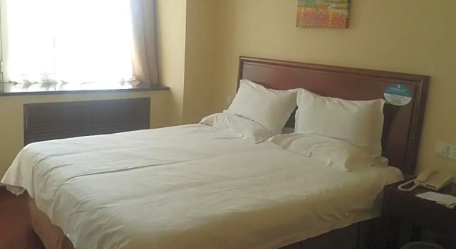 Номер Business GreenTree Inn Qinghuangdao Sun City Hotel