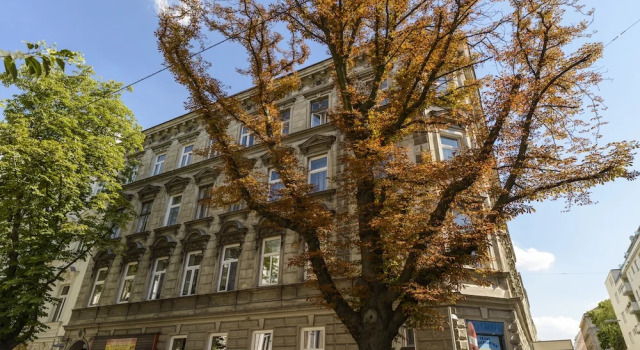Koppstrasse by Welcome2Vienna