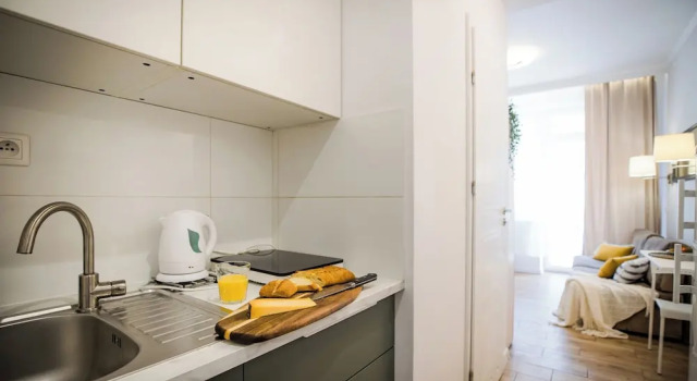 Студия Economy UnitApartments Studio Warszawa Zachodnia - blisko komunikacji lotnisko Chopina Blue City MGR