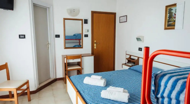 Четырёхместный номер Standard Hotel Montecarlo