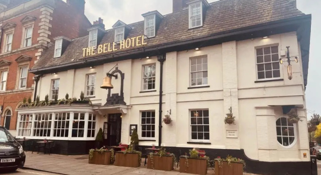 The Bell Hotel Aylesbury, Забронировать Отель Отели Эйлсбери 4 звезды, рядом с Музей графства Бакингемшир, 4*