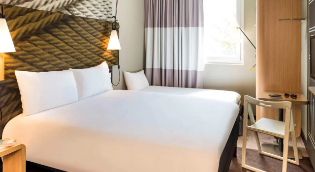 Трёхместный номер Standard ibis Paris Saint-Denis Stade Sud