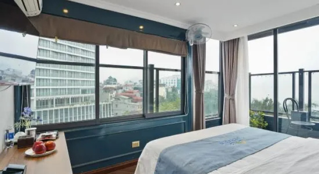Люкс OM Homestay Lake View