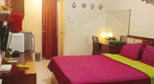 Capital O 93937 Aditya Rooms, Rezervasyon Otel Depok West Java