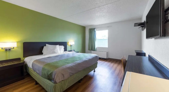 Номер Standard Motel 6-Warminster, PA