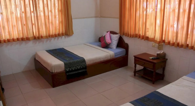 Relax And Resort Angkor Guesthouse, Забронировать Курортный отель Курортные отели Сиемреап, рядом с Angkor National Museum, Курортный отель