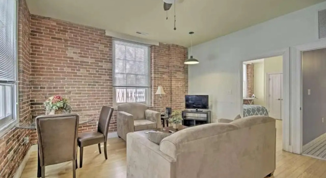 Апартаменты Comfort Executive furnished rentals at Light St