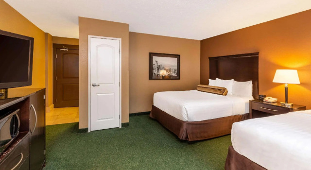 Четырёхместный номер Standard La Quinta by Wyndham Seattle Downtown