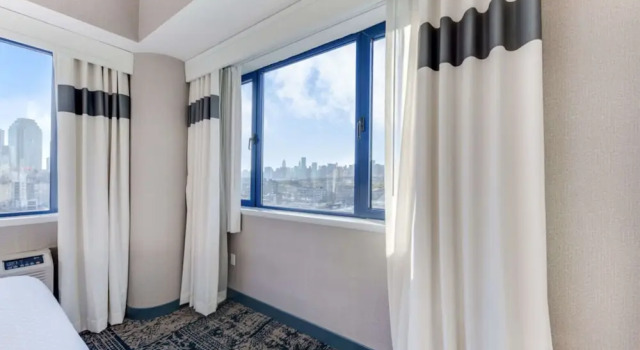 Двухместный люкс Executive with Manhattan view Vista LIC Hotel, Premier Collection by Best Western