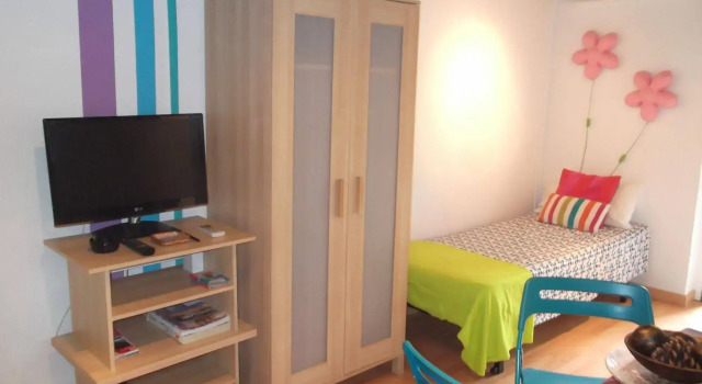 Penthouse Center Town Apartment, Забронировать Апартаменты/квартира Сантс-Монжуик , рядом с Фонд современного искусства Франа Дауреля