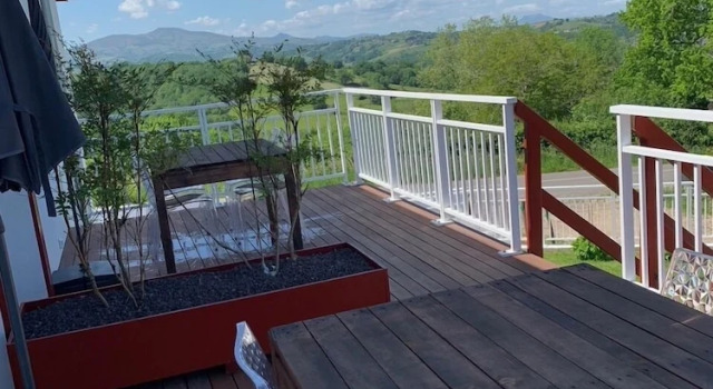 Люкс Deluxe Bed & Breakfast Perbos 1556