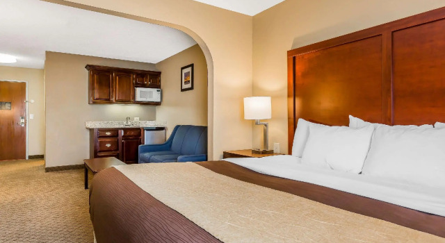 Двухместный люкс Comfort Inn & Suites Mishawaka-South Bend