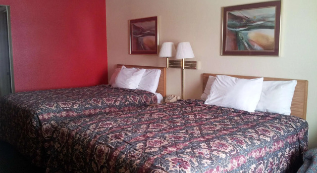 Четырёхместный номер Standard Garden Inn and Extended Stay