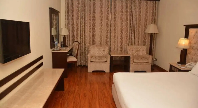 Одноместный номер Standard Islamabad Hotel