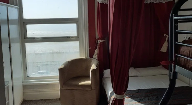 Семейный номер Standard с видом на море Coastal Bay Hotel
