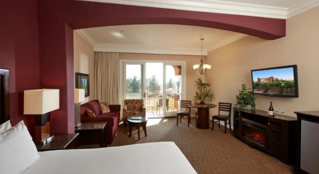 Номер Standard South Coast Winery Resort & Spa