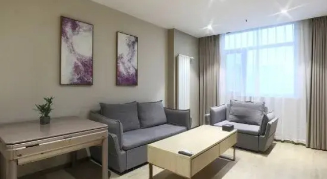 Люкс Yijia 365 Chain Hotel (Shijiazhuang Canal Bridge Railway University Yitang Metro Station Branch)