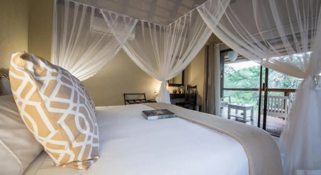 Номер Standard с видом на сад Bushbaby River Lodge