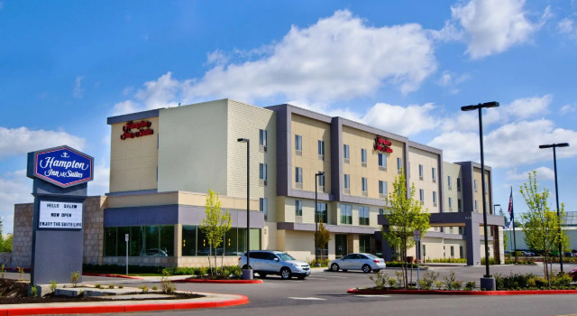 Hampton Inn and Suites Salem, Réserver Hôtel Salem 
