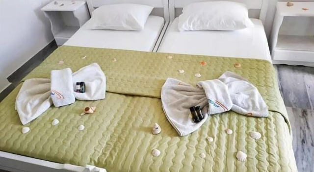Cactus Beach Paros, Prenota Hotel Piso Livadi Paro