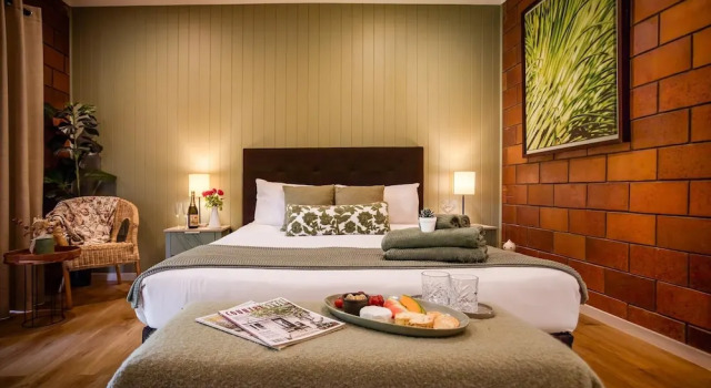 Malanda Lodge, Buchen Sie Gasthaus 3-Sterne-Hotels in Malanda, 3*