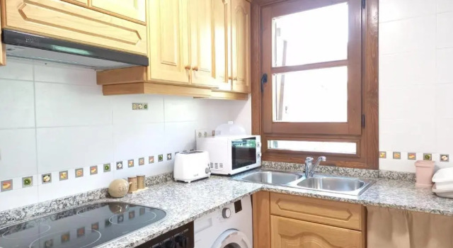 BPirineos-Parque Los Tilos 1, Book Hotel Hotels in Aragon with Parking, Parking