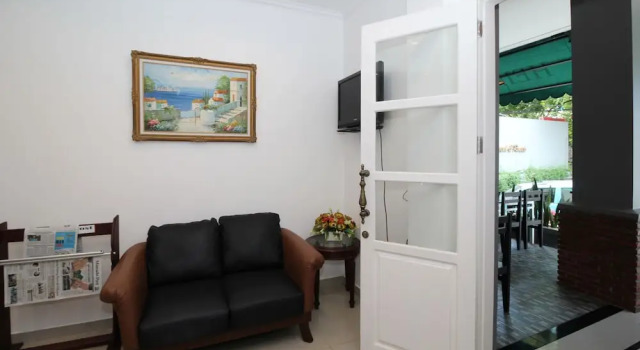 Airy Sario Sam Ratulangi 229 Manado, Book Hotel Hotels in Sulawesi with Parking, Parking