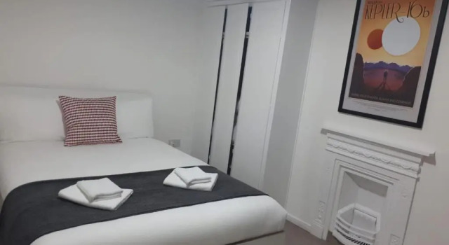 Апартаменты Superior Marble Apartments Broadway Two