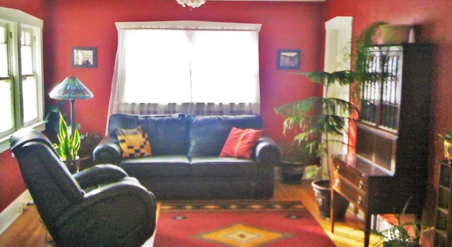 Downtown 4-Bedroom Home with a Big Back yard