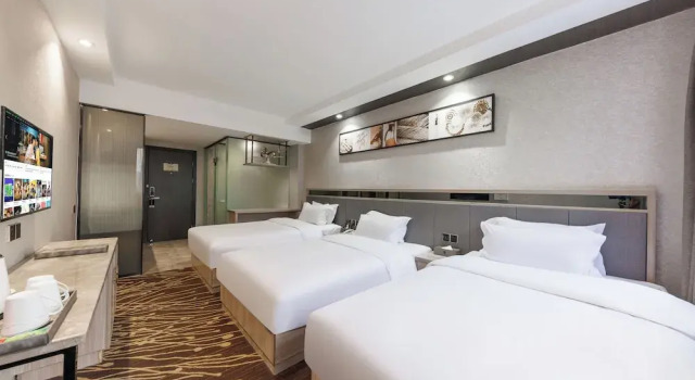 Номер Comfort Fuhao Hotel