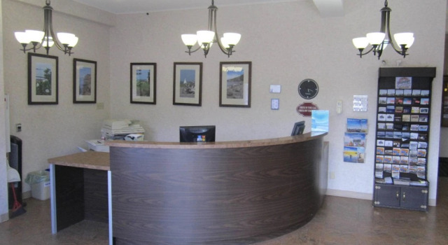 Amherst Wandlyn Inn, Rezervovat Hotel Hotely v Nové Skotsko s bazénem, Bazén