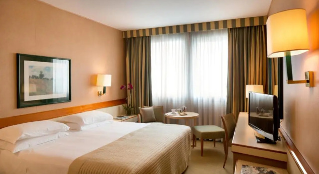 Двухместный номер Classic Starhotels President