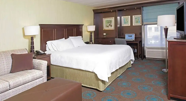 Двухместный люкс c 1 комнатой Hampton Inn & Suites Kokomo