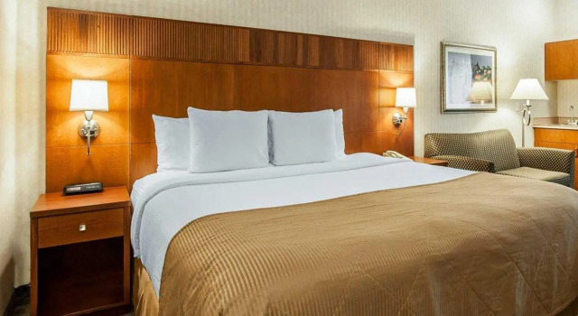 Номер Standard TownePlace Suites by Marriott Portland Airport