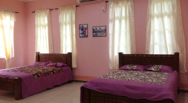 Kapal Terbang Guest House Langkawi, Boek Pension Pantai Cenang 