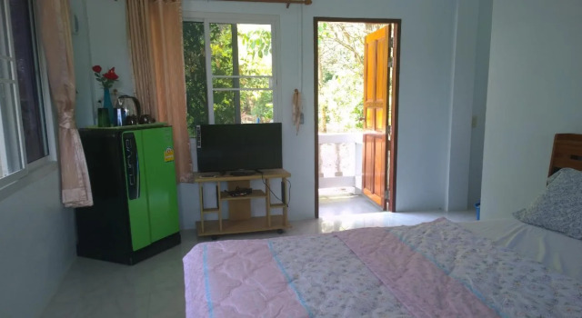 Baan Nub Dao, Rezervați Hotel Doem Bang 