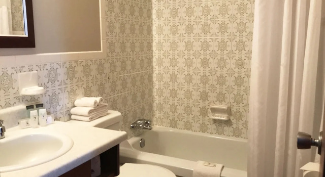 Ekonomi dört kişilik oda Hôtel Mingan