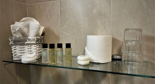 Трёхместный номер Comfort The Courtyard Guesthouse B&B