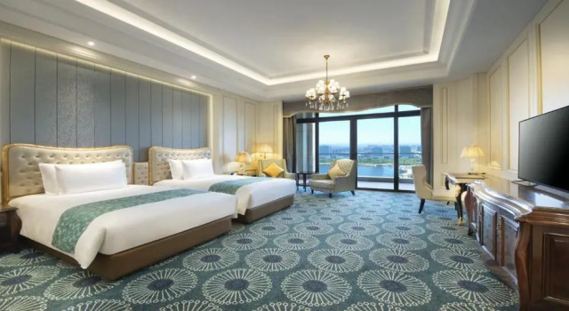 Двухместный номер Standard Crowne Plaza Dongying by IHG