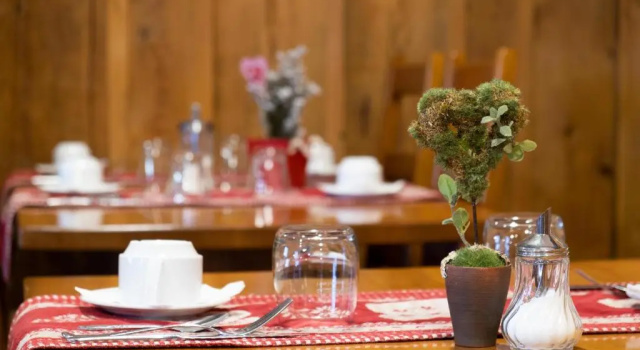 Трёхместный номер Standard Brit Hotel Le Relais dIssenheim