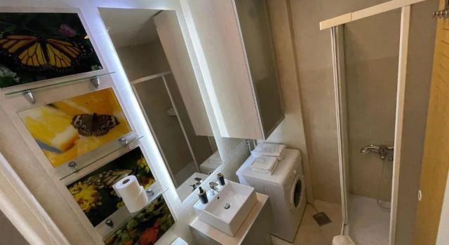 Студия BASE Accommodation Apartments