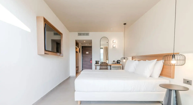 Номер Premium Iolida Corfu Resort by Smile Hotels